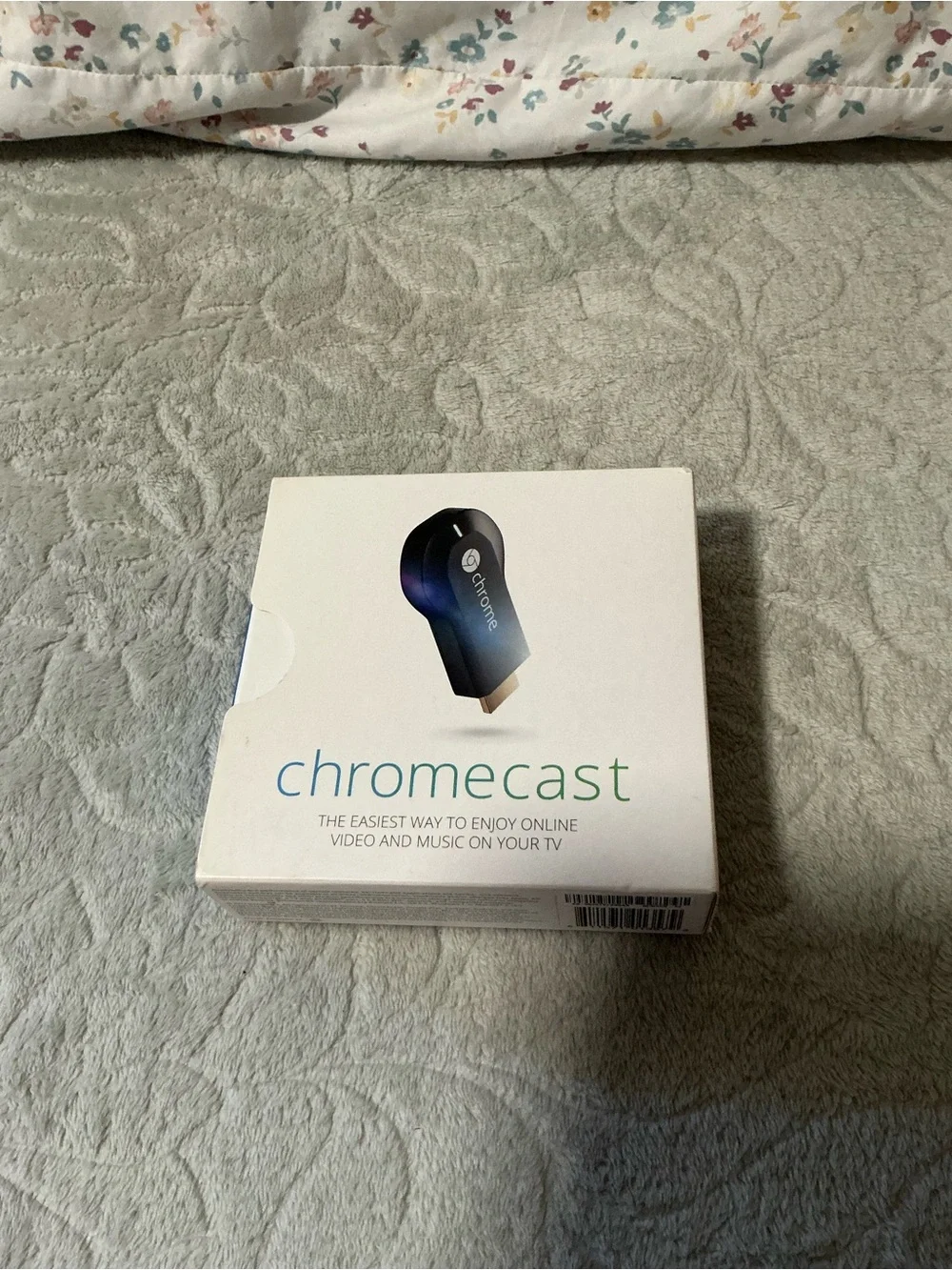 google Chromecast Streaming Stick in Black with Accessories